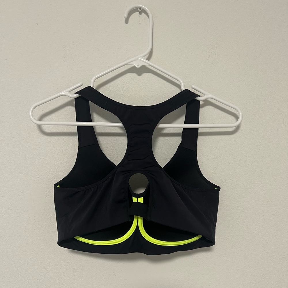 Nike Black Racerback Sports Bra - Picture 2 of 3